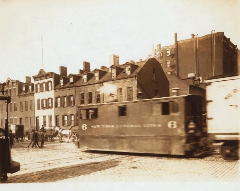 #32 New York Central Lines – Hudson Street & Vestry Street, 1900