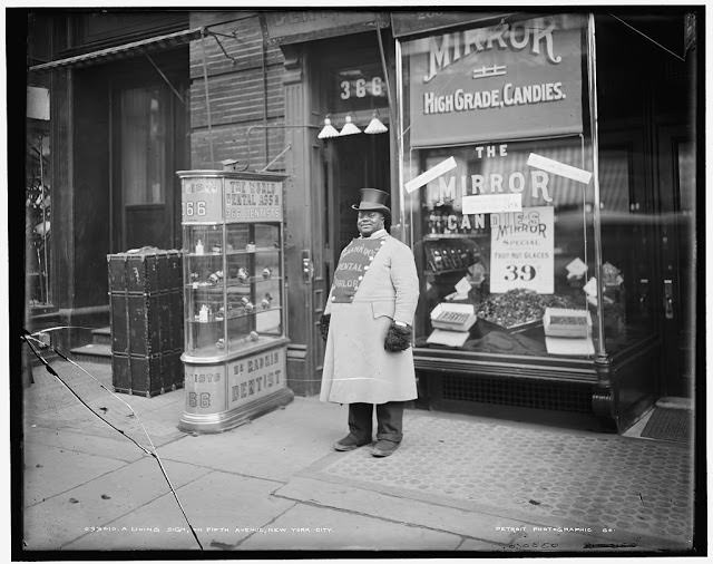 #52 34th Street and 5th Avenue, 1900s