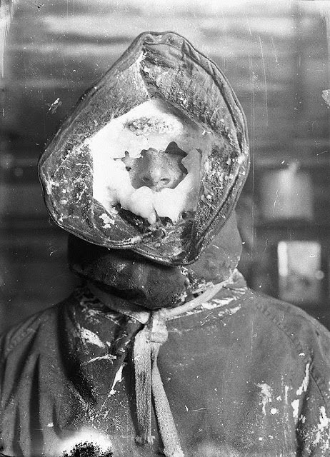 #26 Ice mask, C.T. Madigan, 1912
