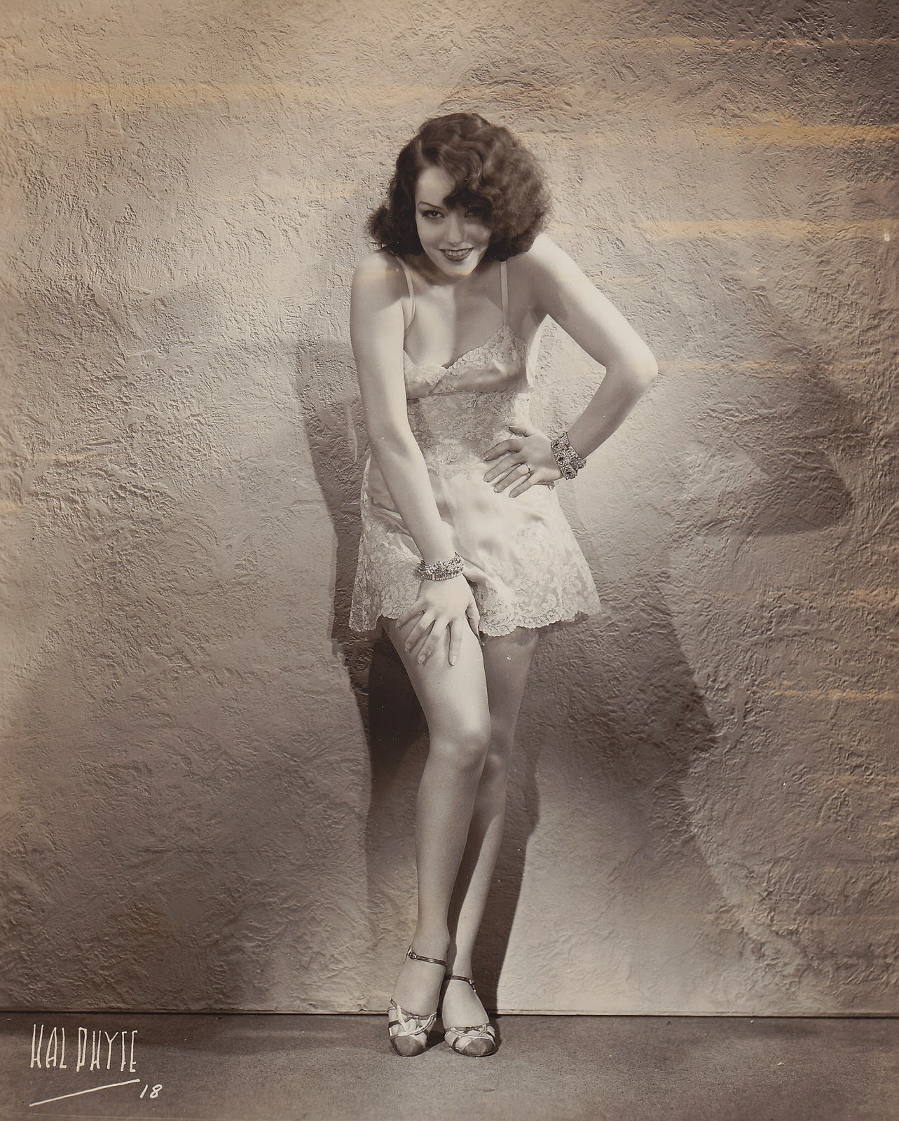 #25 Lupe Velez, 1933