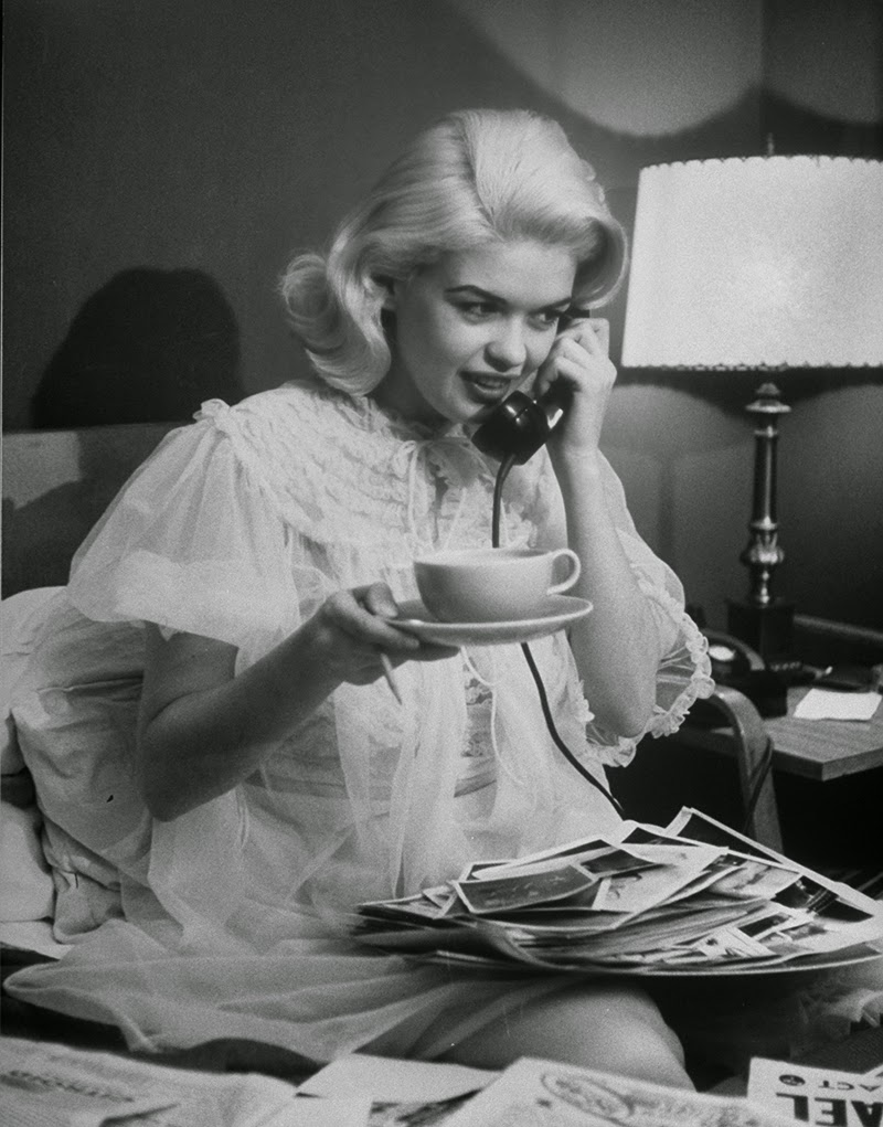 #39 Jayne Mansfield on the telephone, 1956