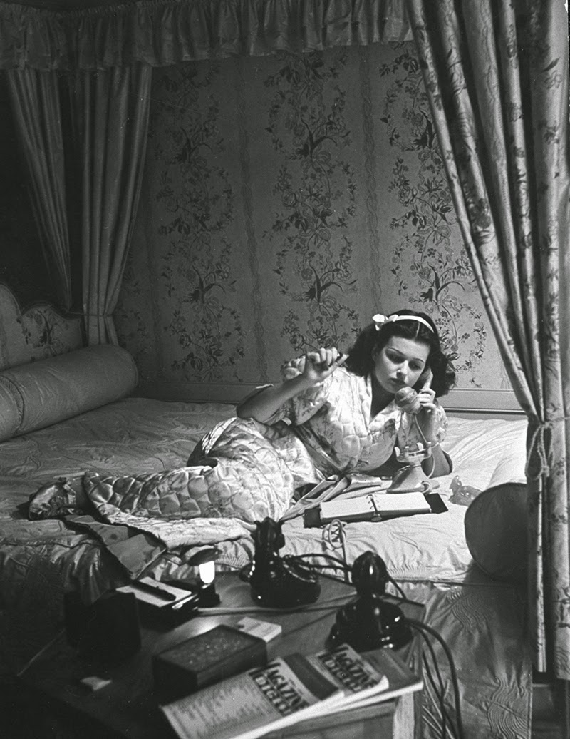 #49 Joan Bennett on the telephone, 1940