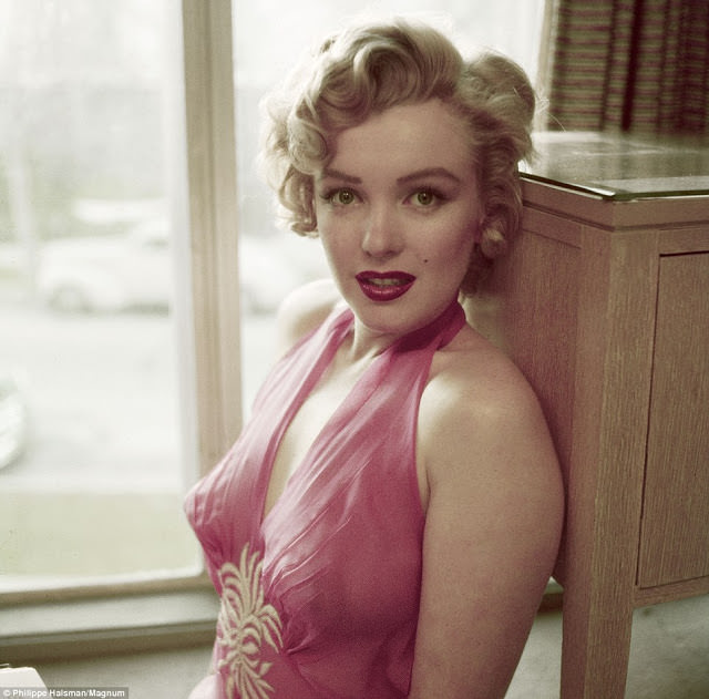 #41 Pretty Marilyn Monroe in Pink Suit, 1952