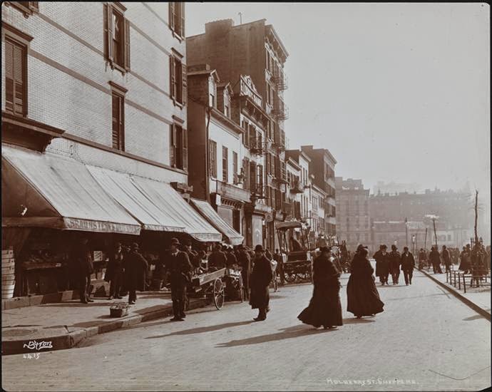 #15 Pedestrians and push-carts on Mulberry Street, 1898