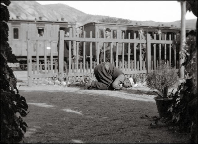 #44 Prayer, Eskişehir, 1903