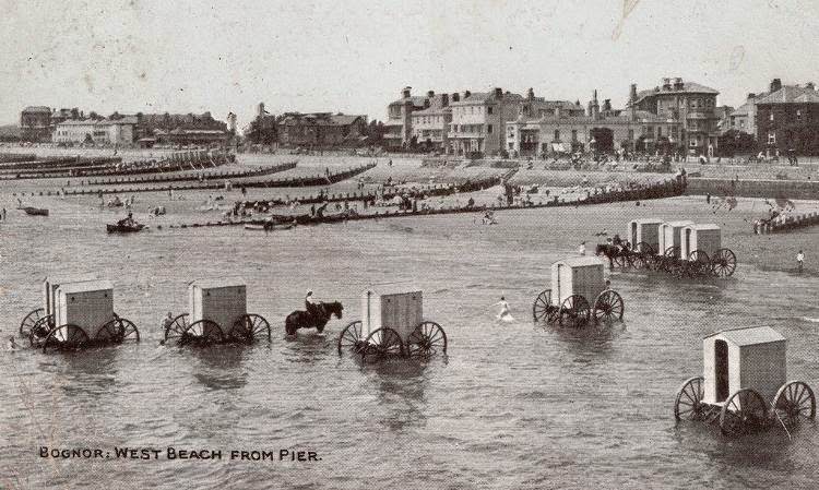 Going Swimming On Wheels: 50+ Historic Photos Of Bathing Machines From Victorian Era Inventions