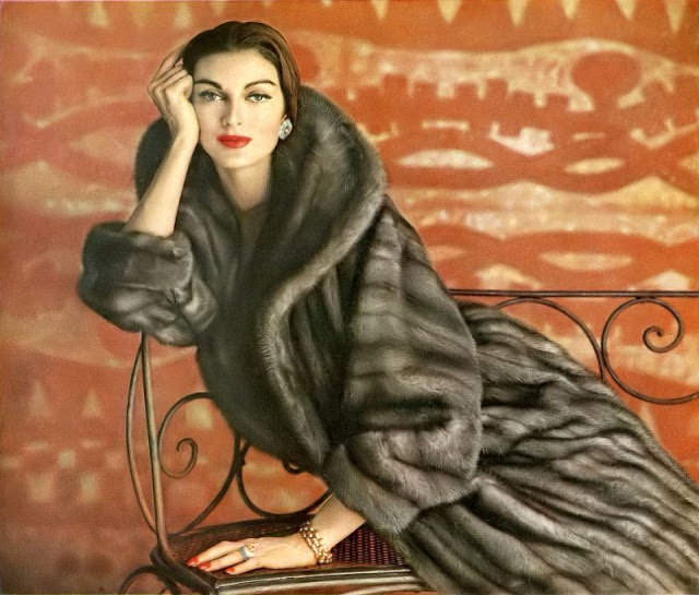 #43 Carmen Dell’ Orefice in Lutetia EMBA mink coat, 1957.