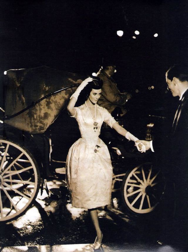 #45 Carmen Dell’ Orefice is wearing dress by Lanvin-Castillo, 1957.
