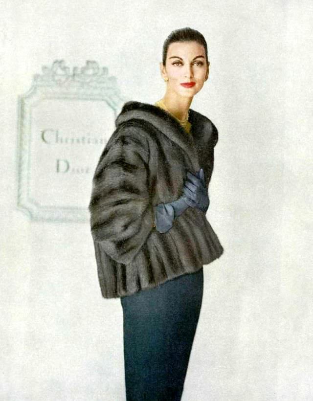 #49 Carmen Dell’ Orefice in Lutetia EMBA mink jacket by Christian Dior, 1958.