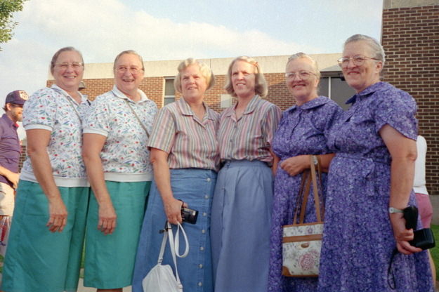 #32 Twins from Ohio festival called Twins Day, 1990s