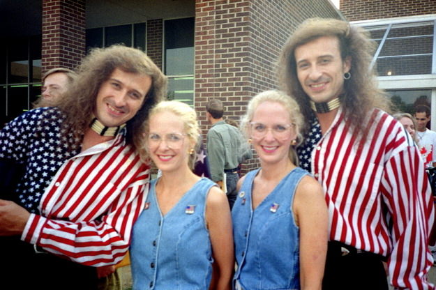 #33 Twins from Ohio festival called Twins Day, 1990s