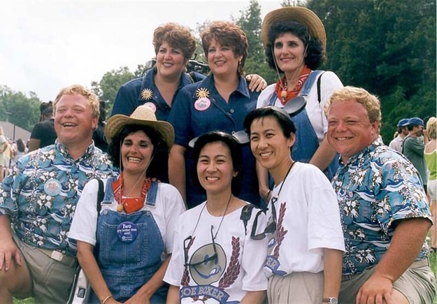 #45 Twins from Ohio festival called Twins Day, 1990s