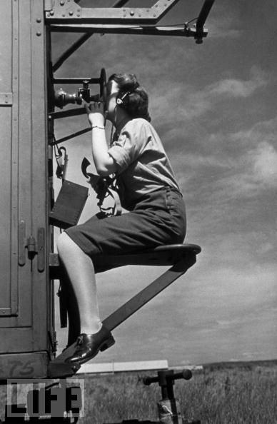 #39 Reporting the position of enemy aircraft to gun crews