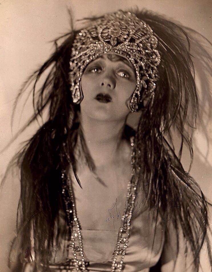 #11 Barbara La Marr in “The Eternal City”, 1923