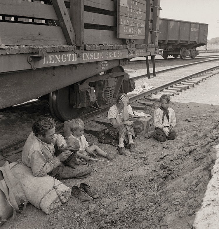 #41 Family who traveled by freight train. Washington, Toppenish, Yakima Valley