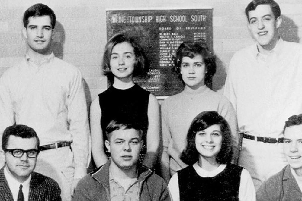 #10 Hillary Rodham (top row, second from left) took a picture with Maine South high school students in Illinois in 1965