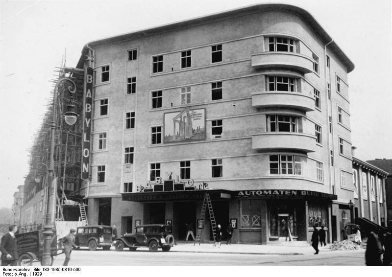 1920s Berlin: 50+ Historical Photos Showing Everyday Life In Berlin After World War I WWI