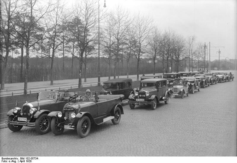 1920s Berlin: 50+ Historical Photos Showing Everyday Life In Berlin After World War I WWI