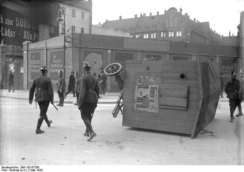 1920s Berlin: 50+ Historical Photos Showing Everyday Life In Berlin After World War I WWI