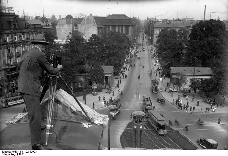1920s Berlin: 50+ Historical Photos Showing Everyday Life In Berlin After World War I WWI