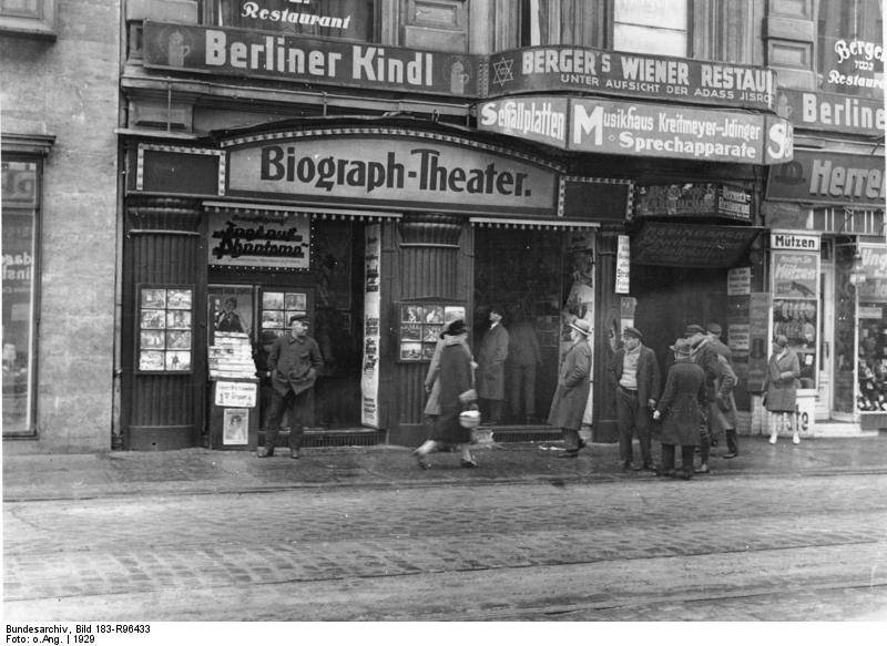 1920s Berlin: 50+ Historical Photos Showing Everyday Life In Berlin After World War I WWI