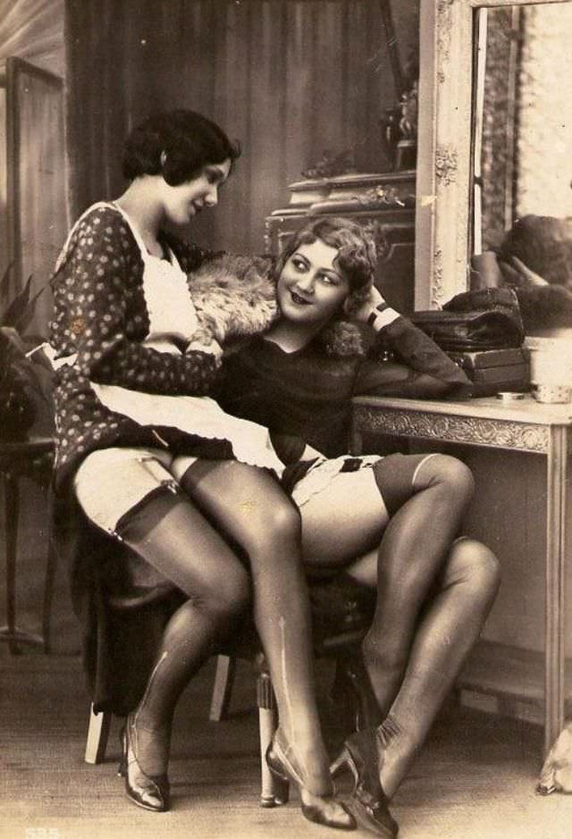 Vintage Sensual Maids: 50+ Provocative Photos Of Naughty Flappers From The 1920s Fashion &; Culture