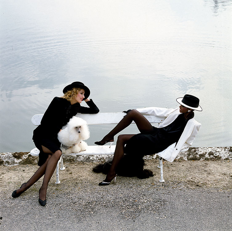 #39 Jerry Hall with Iman in Paris, 1982