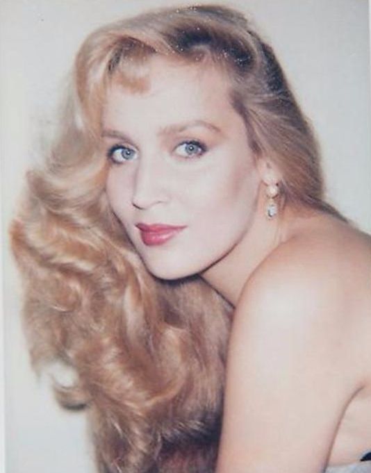 #52 Jerry Hall, 1971
