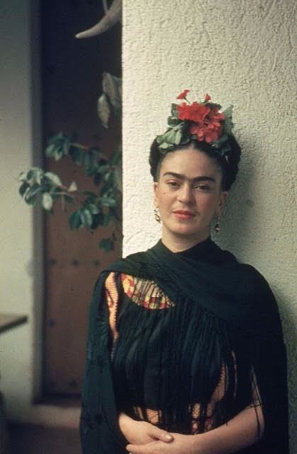 The Life Of Frida Kahlo: 50+ Rare Photos That Give A Rare Insight Into Her Life Celebrities
