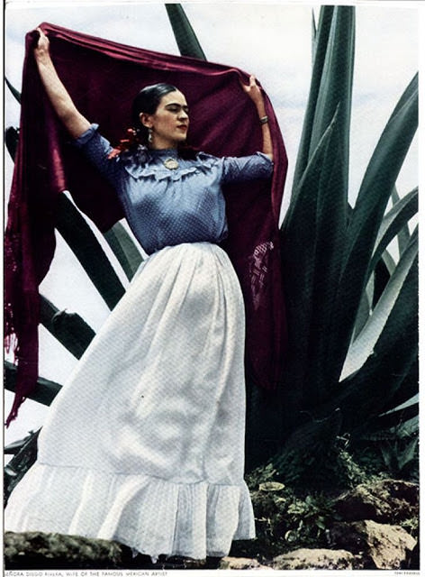 #42 The Life Of Frida Kahlo: 50+ Rare Photos That Give A Rare Insight Into Her Life #42 Celebrities