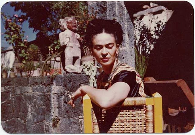 The Life Of Frida Kahlo: 50+ Rare Photos That Give A Rare Insight Into Her Life Celebrities