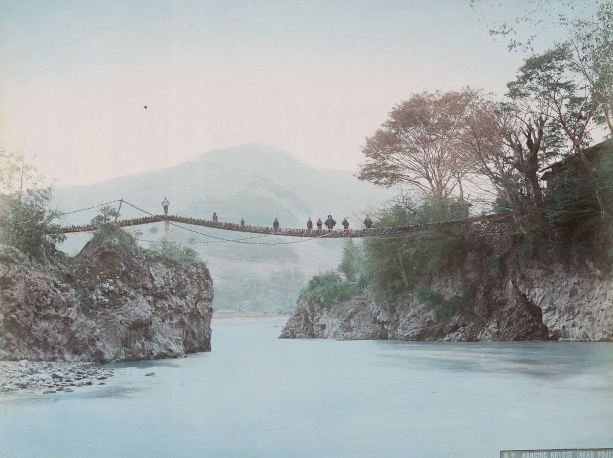 #10 Hancing Bridge (Near Fuji)
