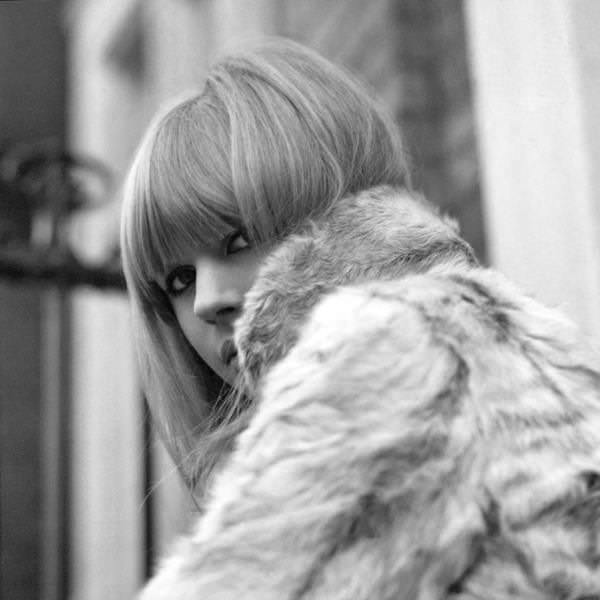 #18 Previously unseen photo of Marianne Faithfull in Amsterdam, 1966.