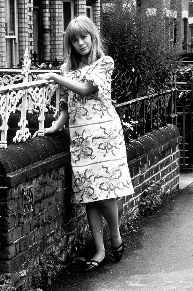 #20 Marianne Faithfull in front of her childhood home on Milman Road in Reading, 1964.