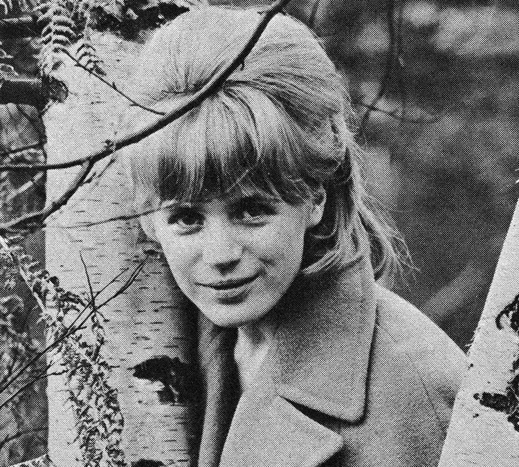 #21 Early promotional photo of Marianne Faithfull for Decca, ca. mid-1964