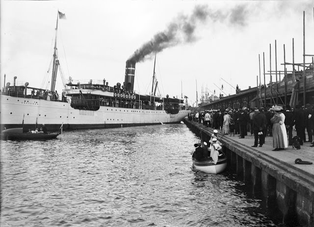 #55 The steamship ‘Arcturus’ leaving from the South Harbor, Helsinki