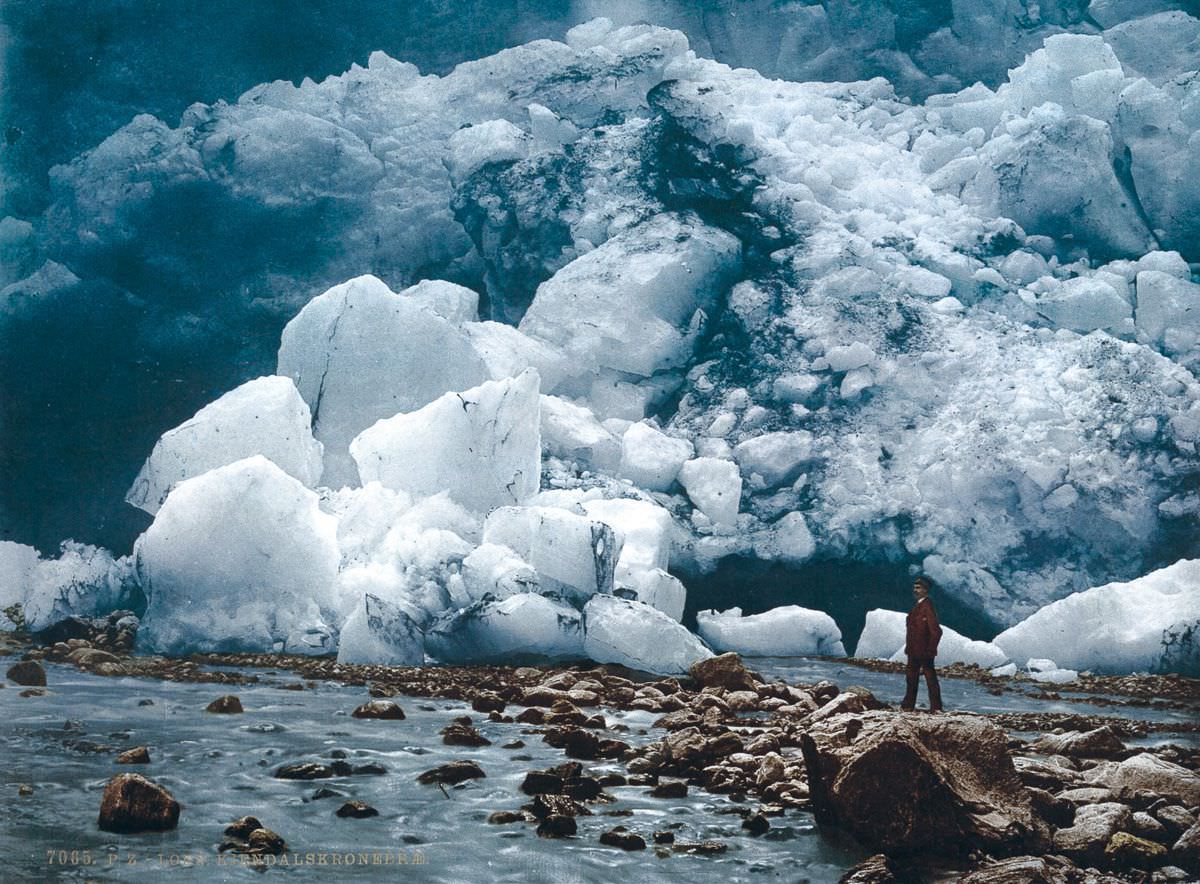 #17 Kjenndalsbreen, Nordfjord.