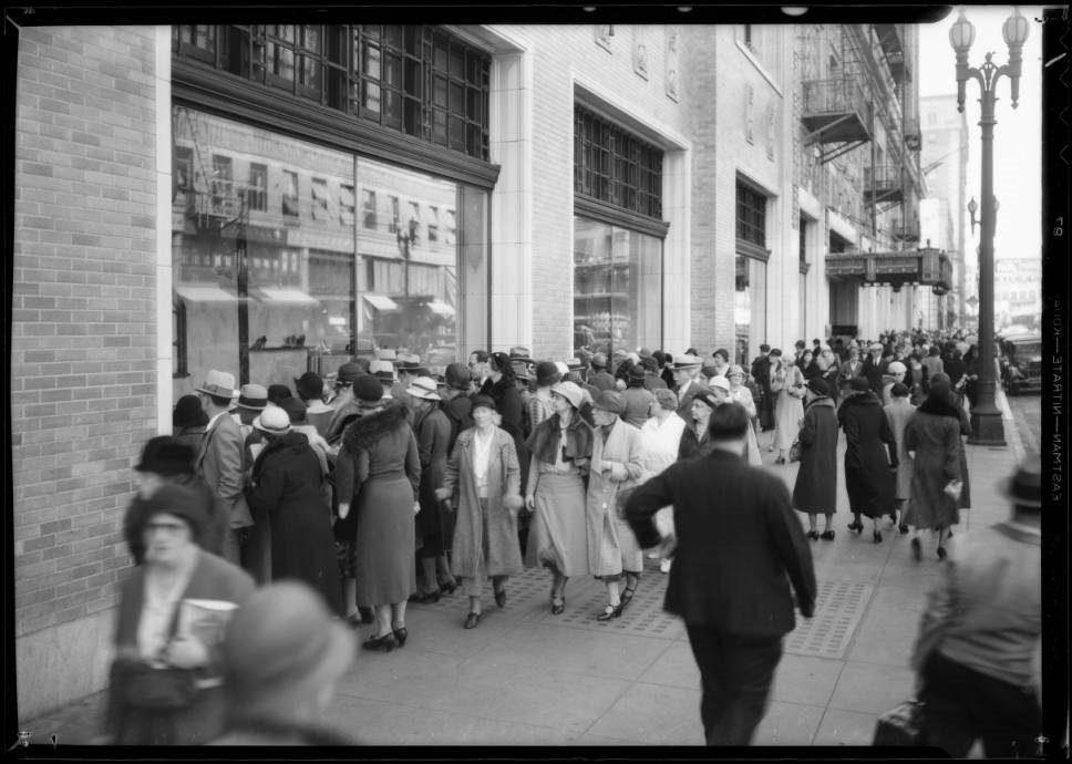 #17 Window-shoppers at J.W. Robinson’s, 1933