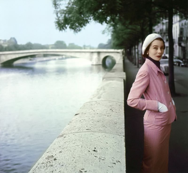 #5 Bettina Graziani, quai de Béthune, Paris, Elle, July 1954