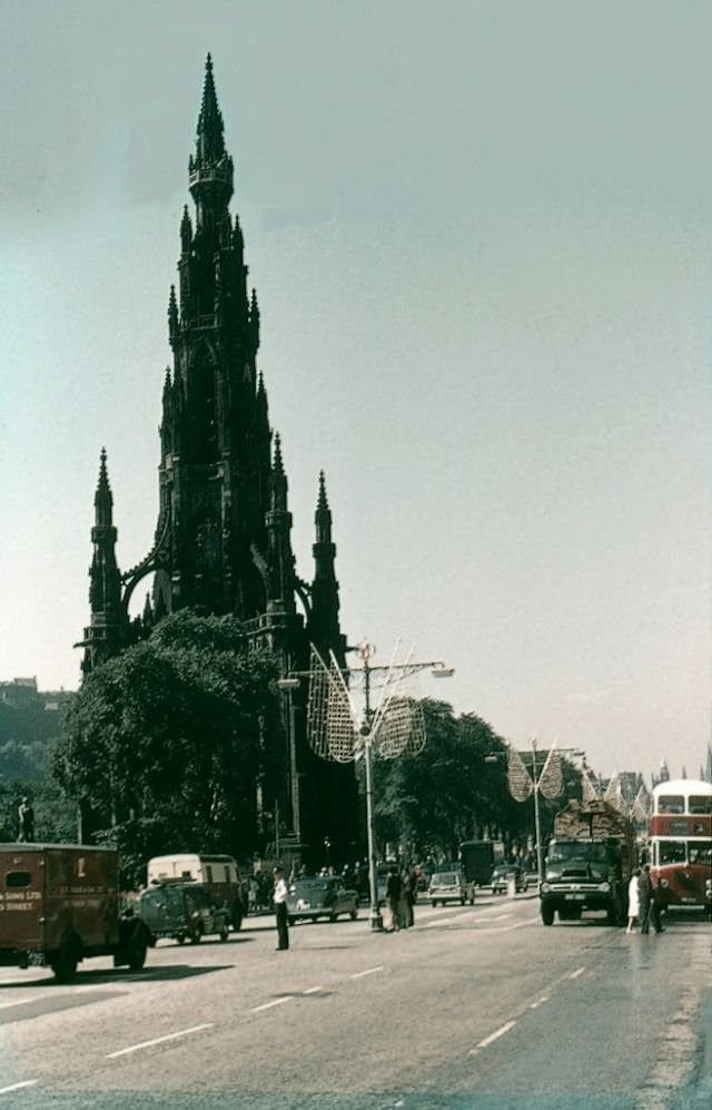 #27 Princes Street looking east, Edinburgh, circa 1962