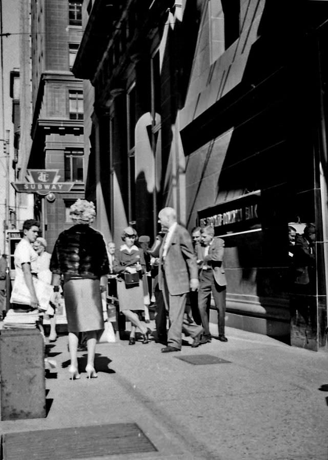 #19 Toronto street scenes