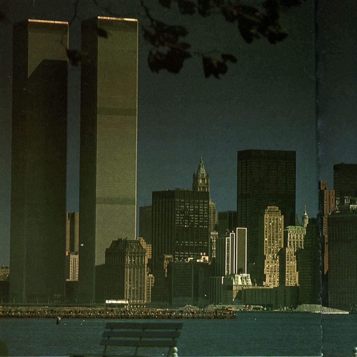 #23 Twin Towers, photographed by Bernard Herrmann, 1977