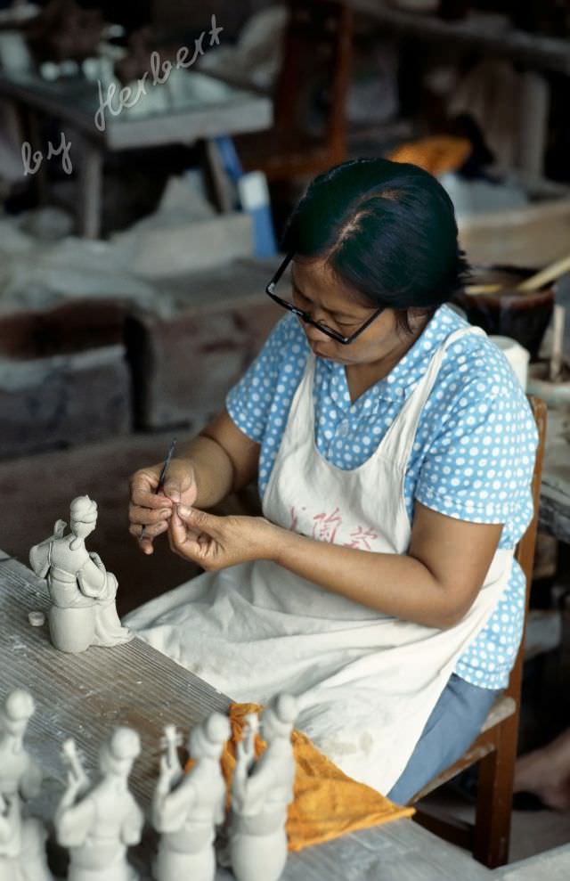 #18 Guangdong. Pottery in Foshan