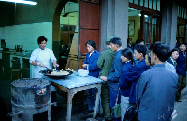 #41 Jiangsu. Open air kitchen, Wuxi