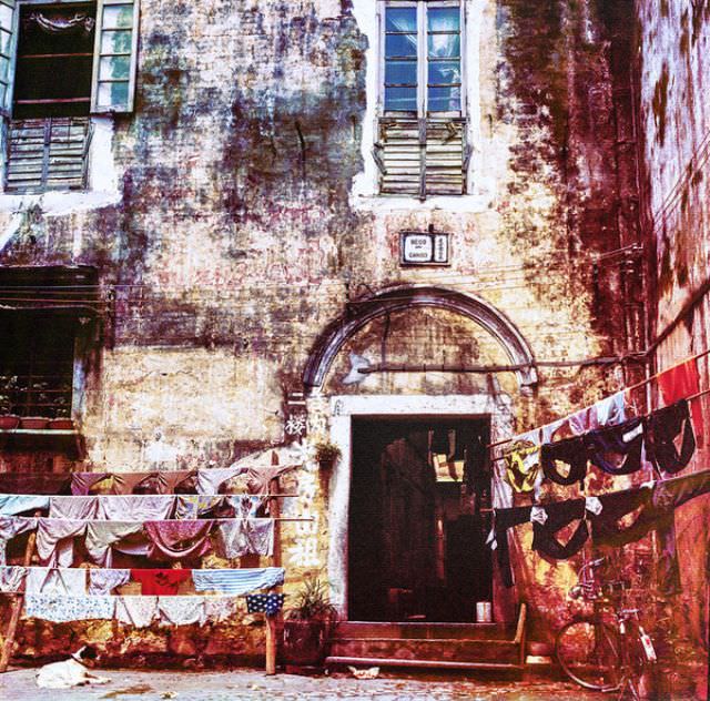 #16 Courtyard wall, 1978