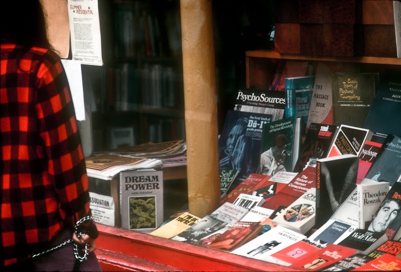 #50 Compendium Bookshop