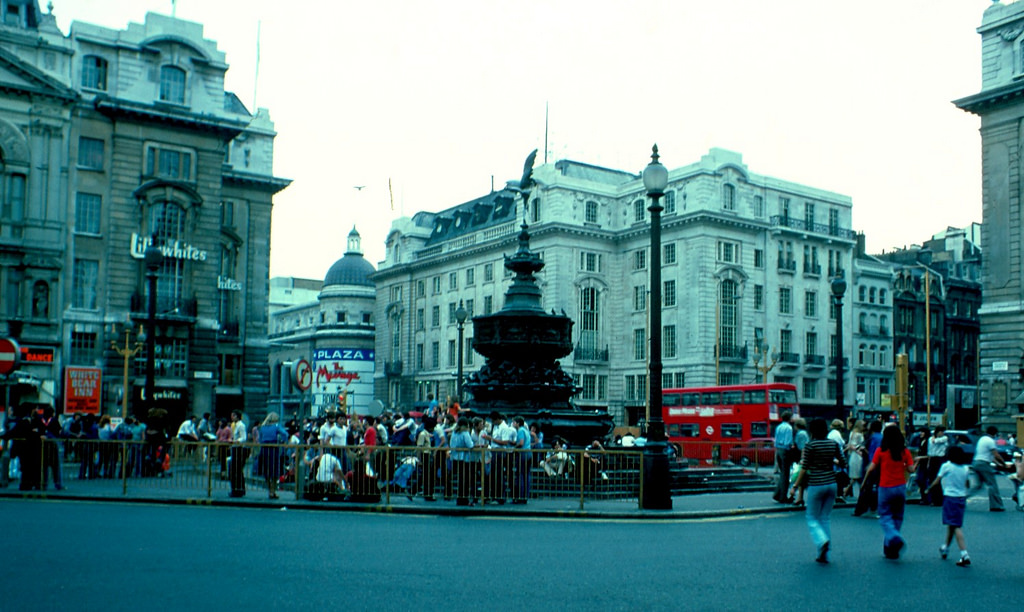 #7 Picadilly Circus