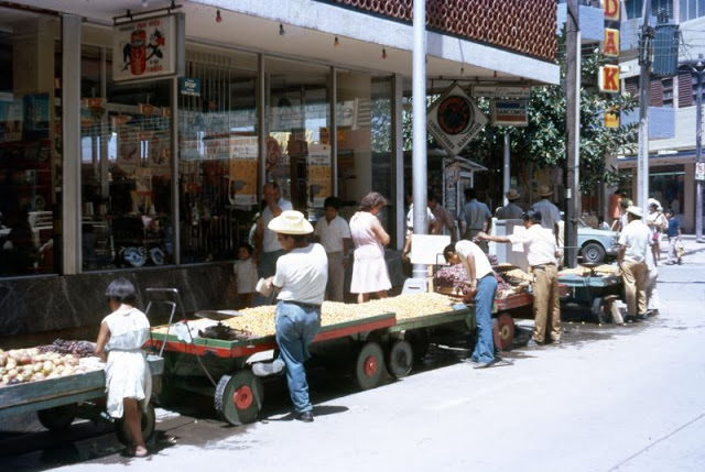 #2 Veracruz. Fruit on sale