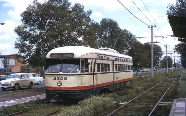 #23 Mexico City. PCC No, 2209 on centre reservation wide boulevade on line to Xomilcio