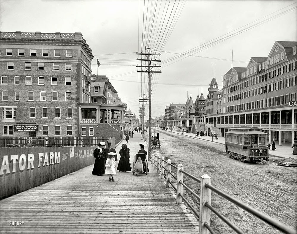 #15 Virginia Avenue strollers (and rollers) in Atlantic City, New Jersey, circa 1905.